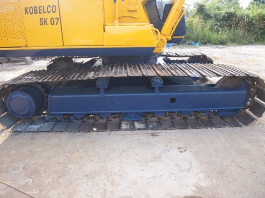 ขายด่วน  kobelco 200 sk07 รถสวยไม่มีรอยแตก ต่อรองได้ 080-1253450
