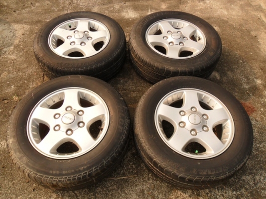 ขายล้อแม็กซ์ Dmax ขอบ15นิ้ว 6รู139 พร้อมยาง Dunlop /205/65 R15 (มี4 ล้อ)ราคา 3900 บาท Tel. 092-9351644