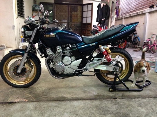 XJR 400 ปี 2000 โฉมนกแก้ว สภาพนางฟ้าชัดๆ XJR 400 ปี 2000 โฉมนกแก้ว สภาพนางฟ้าชัดๆ