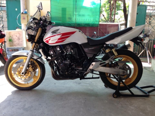 CB 400 เทค4 ลูกผสม อินวอย สพม แท้ๆ ครับ