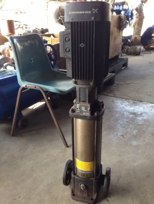 ปั้มน้ำ แบบตั้ง Grundfos 3 HP. 380 V ใบพัดสแตนเลส หลายชั้น สภาพสวย หมุนนิ่ม พร้อมใช้งาน