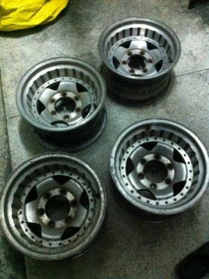 ขายล้อลายนี้ 15x8.5 et -25 6รู