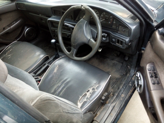 ขายรถเก๋ง โตโยต้า ถูกๆ ขายรถเก๋ง โตโยต้า ถูกๆ