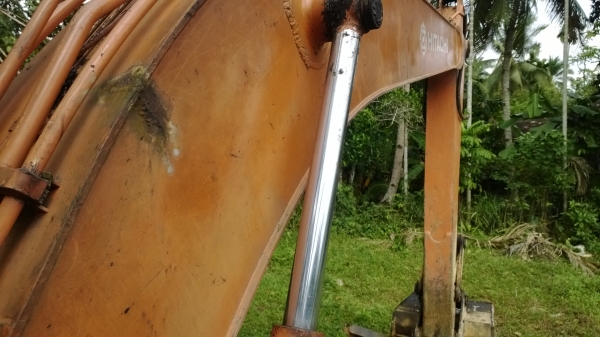 EX200-2 ไฟครบ มีเล่มทะเบียน มี2คัน ขายแยกหรือเหมา..รถสภาพดีใช้ได้...