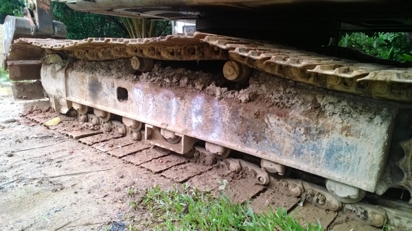 EX200-2 ไฟครบ มีเล่มทะเบียน มี2คัน ขายแยกหรือเหมา..รถสภาพดีใช้ได้...