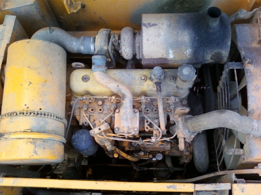 ขาย!!  KOMATSU PC 100-1