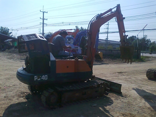 รถขุด KOMATSU PC30-5 เครื่องแรงดี ไม่มีทะเบียน