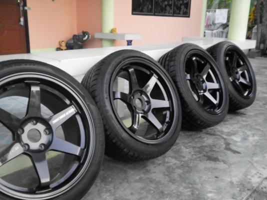 te37 ขอบ18 พร้อมยางปี12