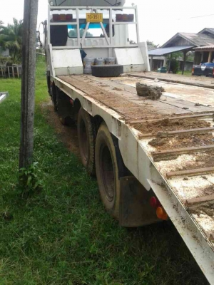 MITSUBISHI 12 ล้อท้ายลาด