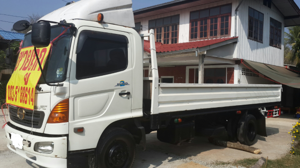 HINO MEGA FC 145 แรงม้า ปี 47 รถสวยสภาพดีพร้อมใช้ สนใจโทรสอบถามครับ ราคา 775,000 บาทครับ งดต่อรองครับ