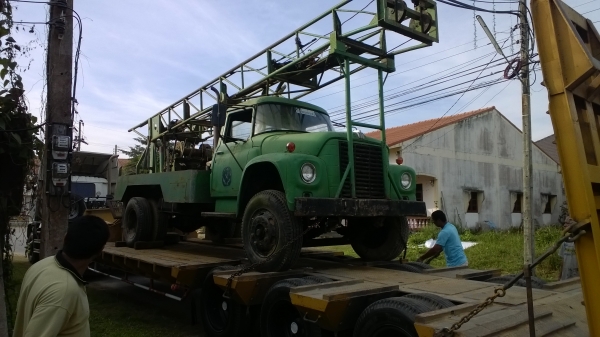 (จัดส่งให้คุณรัน..ศาลากลาง จ.นครนายก..)รถเจาะบ่อบาดาล 6ล้อ145แรง เครื่อง6BB1 ทั้งเครื่องเจาะและเครื่องรถ..ประมูลมาจากกรมทรัพ..ใช้งานได้ปกติ..เล่มไม่มี