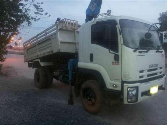 อีซูซุ 6 ล้อ FTR 240 ดั๊มพ์ ติดต่อ K.หรั่ง 081-4308070 อีซูซุ 6 ล้อ FTR 240 ดั๊มพ์ ติดต่อ K.หรั่ง 081-4308070
