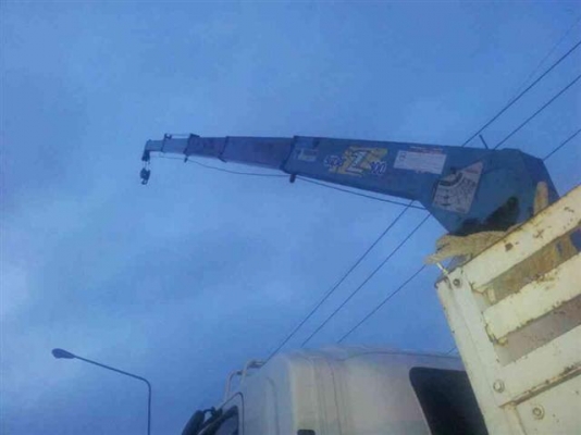 อีซูซุ 6 ล้อ FTR 240 ดั๊มพ์ ติดต่อ K.หรั่ง 081-4308070 อีซูซุ 6 ล้อ FTR 240 ดั๊มพ์ ติดต่อ K.หรั่ง 081-4308070
