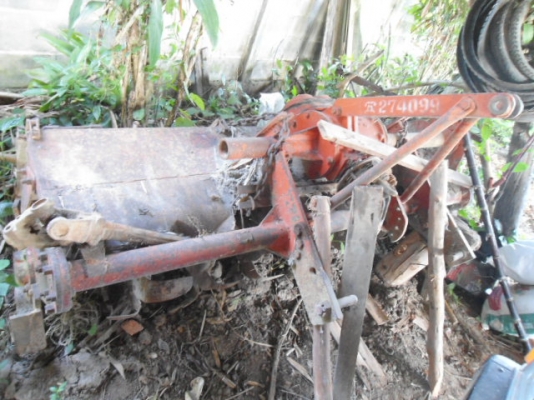 ขายจอบหมุน โฮเวิส 195 เซนติเมตร