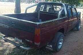 **119,000 บ.ต่อรอง**ขายกระบะแค็ป NISSAN BIG-M จอเหลี่ยม ปี 38/95 เครื่องBD25 ฝาแดง แรง ประหยัด แน่นๆไม่หลวมไม่เยิ้ม พ.ธรรมดา แอร์ พร้อม ภายในสวย คอนโซลครบ ช่วงล่างปึ๊ก ไม่ส่ายไม่เลื้อย คัสซีสวย ล้อแม็ก โรลบาร์ ยางดี4เส้น กระบะพื้นไม่ผุ  พร้อมใช้ พร้อมลุยง