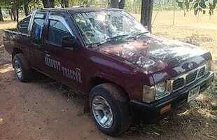 **119,000 บ.ต่อรอง**ขายกระบะแค็ป NISSAN BIG-M จอเหลี่ยม ปี 38/95 เครื่องBD25 ฝาแดง แรง ประหยัด แน่นๆไม่หลวมไม่เยิ้ม พ.ธรรมดา แอร์ พร้อม ภายในสวย คอนโซลครบ ช่วงล่างปึ๊ก ไม่ส่ายไม่เลื้อย คัสซีสวย ล้อแม็ก โรลบาร์ ยางดี4เส้น กระบะพื้นไม่ผุ  พร้อมใช้ พร้อมลุยง