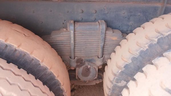 **1,050,000 บ.ต่อรอง**0ขาย10ล้อ2เพลาดั๊มHINO FM3H HO7D 195HP เครื่องเดิมเกียร์เดิม เครื่องแน่นดี เกียร์ดี ไม่หลุด ช่วงล่างเดิมคัสซีดี มีบวมบ้าง(ตามรูป)กระบะเกษตรพื้นเหล็กข้างเรียบสภาพดีพื้นดีข้างมีผุตามชายบ้าง หัวเก๋งดี สีมีลอก ภายในสวยคอนโซลเต็ม แอร์ พ.พ