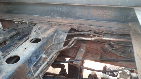 **1,050,000 บ.ต่อรอง**0ขาย10ล้อ2เพลาดั๊มHINO FM3H HO7D 195HP เครื่องเดิมเกียร์เดิม เครื่องแน่นดี เกียร์ดี ไม่หลุด ช่วงล่างเดิมคัสซีดี มีบวมบ้าง(ตามรูป)กระบะเกษตรพื้นเหล็กข้างเรียบสภาพดีพื้นดีข้างมีผุตามชายบ้าง หัวเก๋งดี สีมีลอก ภายในสวยคอนโซลเต็ม แอร์ พ.พ