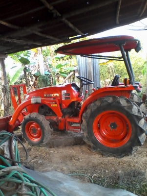 ขายรถไถkubota 36แรง วิ่ง'1000ชม อุปกรณ์.ให้หมด โทร 083-3759969 ขายรถไถkubota 36แรง วิ่ง'1000ชม อุปกรณ์.ให้หมด โทร 083-3759969