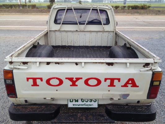 ขาย TOYOTA RN30ม้ากระโดด 4ขอ สภาพสวยๆ เดิมๆบางๆ