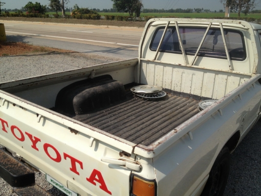 ขาย TOYOTA RN30ม้ากระโดด 4ขอ สภาพสวยๆ เดิมๆบางๆ