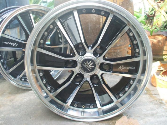 ขายแม็กซ์ กระบะ ขอบ 17 แบบ 6 รู สภาพกริ๊ปๆ