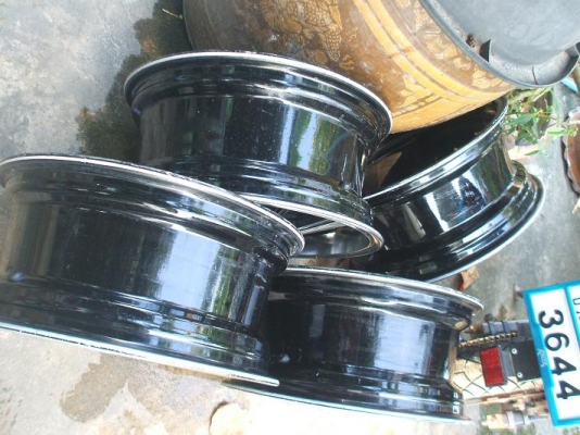 ขายแม็กซ์ กระบะ ขอบ 17 แบบ 6 รู สภาพกริ๊ปๆ