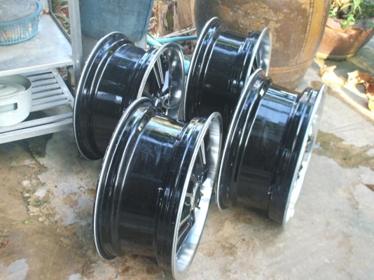 ขายแม็กซ์ กระบะ ขอบ 17 แบบ 6 รู สภาพกริ๊ปๆ