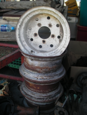 ขายล้อแลนด์ครับ