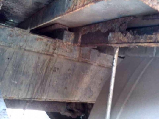 รถอีซูซุ 10 ล้อ ตู้เย็น 195 แรงม้า.  สนใจติดต่อ 081 - 6079515