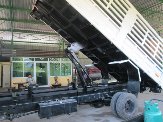 รับติดตั้งประกอบดั้มพ์ รถ 10 ล้อ สามมิตร 6ล้อ  รถปิ๊กอัพ ติดตั้งเครน  ราคากันเอง