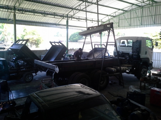 รับติดตั้งประกอบดั้มพ์ รถ 10 ล้อ สามมิตร 6ล้อ  รถปิ๊กอัพ ติดตั้งเครน  ราคากันเอง