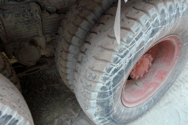 ขายด่วนรถสิบล้อโม่ปุนโม่ตรง6คิวคายาบ้าเครืองV8เครือง265แรง ขายด่วนรถสิบล้อโม่ปุนโม่ตรง6คิวคายาบ้าเครืองV8เครือง265แรง