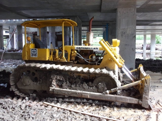 ขายรถแทรกเตอร์D4 จอดไว้ไม่ได้ใ้ช้งานแล้ว