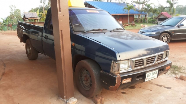 **75,000 บ.ต่อรอง**ขายกระบะตอนเดียว ราคาเบาๆ NISSAN BIG-M 2.5BD ฝาแดงจอดค้งแท้ ปี39/96 เครื่องเดิมเกียร์เดิม ฝาแดงแรงฤิทธิ์ อึดทน ประหยัด ช่วงล่างคัสซีดี มีตำหนิตามรูป กรบะดีพื้นปูกระบะ หัวเก๋งดี ภายในโอเค พ.พาวเวอร์ แอร์มีระบบ ยางดี4เส้น ทะเบียนเต็ม รถใช