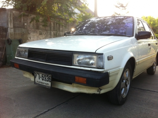 รุ่นหายากหน่อยครับ เกียร์ออโต้ พ.พาวเวอร์โรงงาน เครื่อง 1.3 เดิม กระจกพับไฟฟ้า ปรับไฟฟ้า สีเดิมๆ