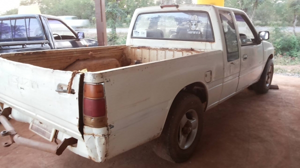 ***ขายแล้วครับขอบคุณ Truck2hand ขาย กระบะแค็ปมังกรทอง90HP ยอดนิยมราคาถูกๆ ISUZU SPACECAB 2.5SL ปี36/93 เครื่องเดิมเกียร์เดิม เครื่องดีแห้งดี ช่วงล่างแน่นดี คัสซีสวยเดิม กระบะไม่สวยพื้นผุตามรูป แปลงหน้า"แป๊ะยิ้ม" ภายในโอเค พ.พาวเวอร์ แอร์มีระบบ ล