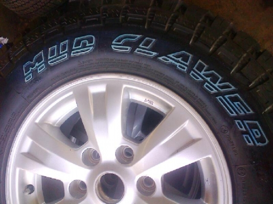 แม็กซ์ไททัล2013พร้อมยางใหม่ดีสโตน24575R16MT