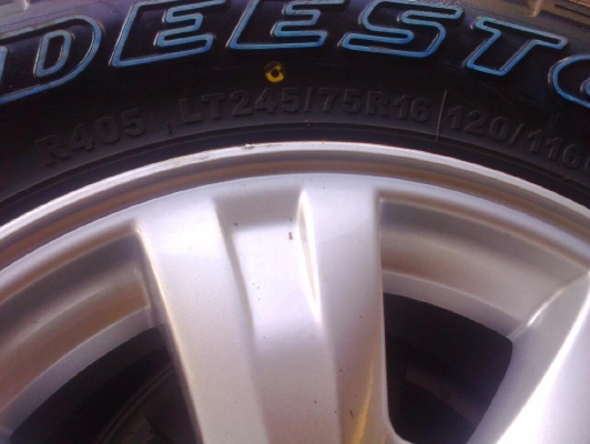 แม็กซ์ไททัล2013พร้อมยางใหม่ดีสโตน24575R16MT