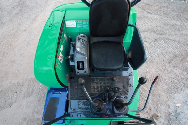 ไม่เคยผ่านการใช้งานในไทย สนใจติดต่อ 086-775-7900