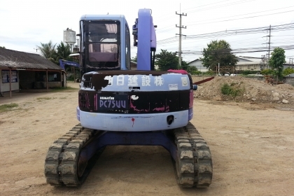 รถขุด KOMATSU PC75UU-2 รถเก่าญี่ปุ่น รถสวยราคาต่อรองได้