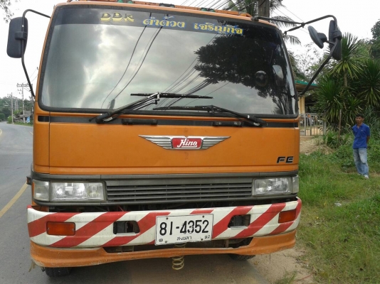 HINO FF3H 6ล้อดั้มเรือ195 แรง สภาพสวย เครื่องแห้ง คัสซีสวย..ยาง900-20 รถห้างแท้เดิมๆ