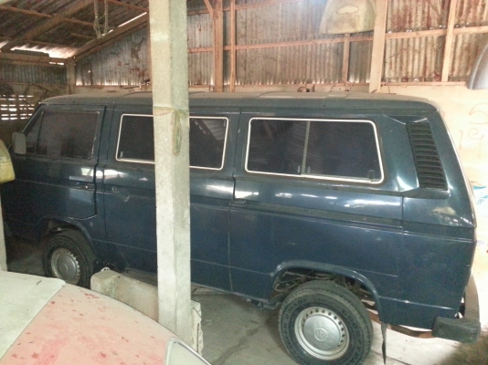 VW TRANSPORTER SYNCRO (4×4) VW TRANSPORTER SYNCRO (4×4)