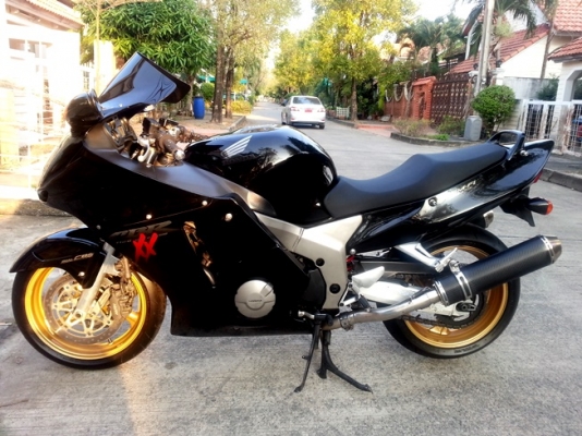 <<<<<< CBR 1100 XX Super BlackBird >>>>>>
