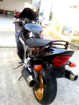 <<<<<< CBR 1100 XX Super BlackBird >>>>>>