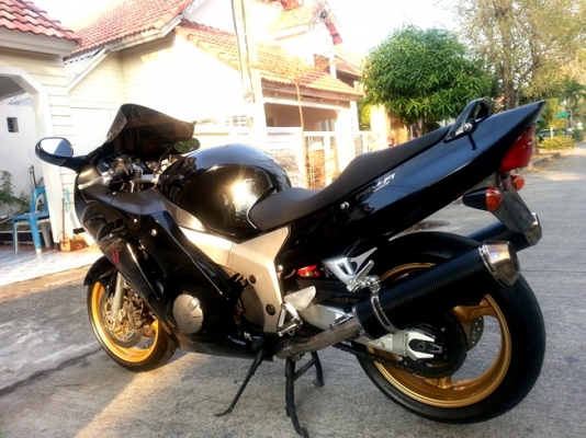 <<<<<< CBR 1100 XX Super BlackBird >>>>>>