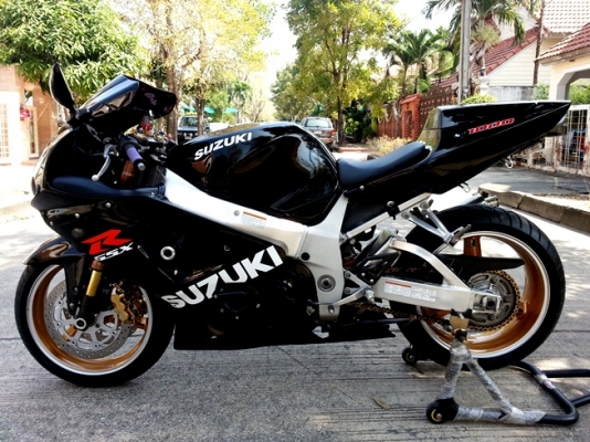 <<<<<<<<<<< Suzuki GSXR 1000 K1 >>>>>>>>>>