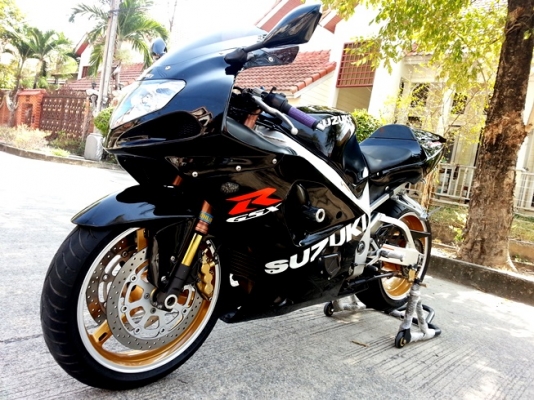 <<<<<<<<<<< Suzuki GSXR 1000 K1 >>>>>>>>>>