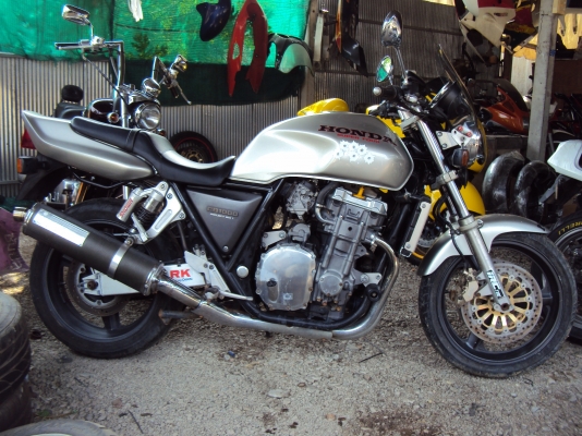 ขาย Honda Cb1000 ปี.96 อินวอย 86,000 บาท ขาย Honda Cb1000 ปี.96 อินวอย 86,000 บาท