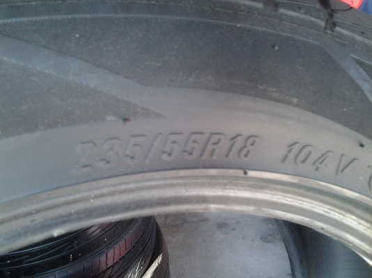 ยาง 235/55/18 ปี 12
